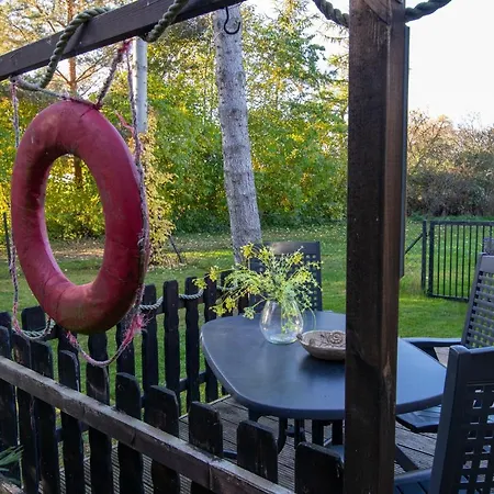 Ferienhaus Samuel Mit Garten Und 2 Terrassen Prázdninový dům Lubmin