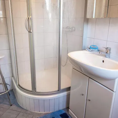 Ferienhaus Samuel Mit Garten Und 2 Terrassen Prázdninový dům Lubmin